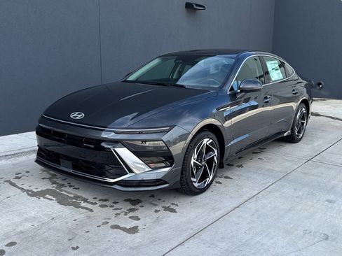 New 2026 Hyundai Sonata SEL image 1