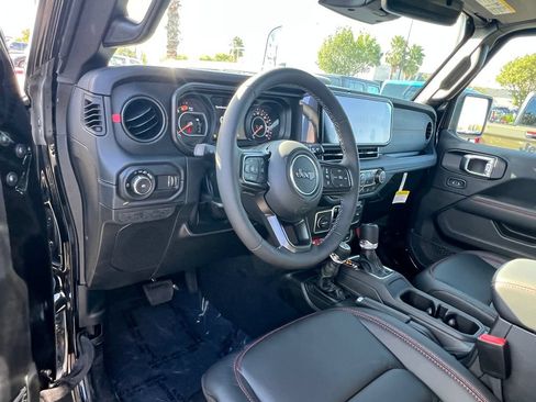 New 2026 Jeep Wrangler Unlimited Rubicon AWD/4WD image 17