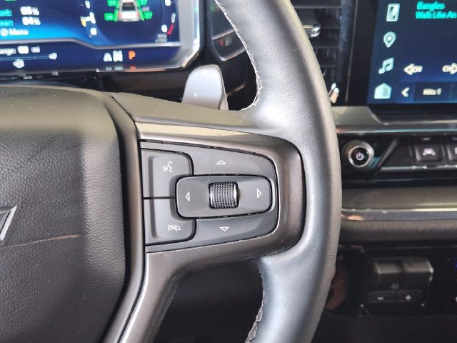 Used 2025 Chevrolet Silverado 1500 High Country w/ High Country Premium Package AWD/4WD image 30