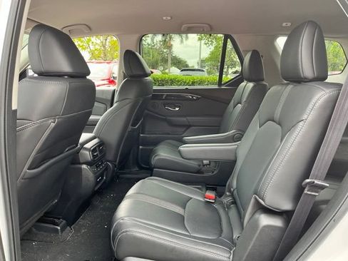 Used 2023 Honda Pilot EX-L image 7
