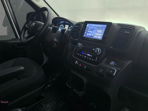 Used 2024 RAM ProMaster 2500 w/ Cold Weather Group FWD image 24
