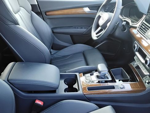 Certified 2024 Audi Q5 e Premium Plus w/ Premium Plus Package image 26