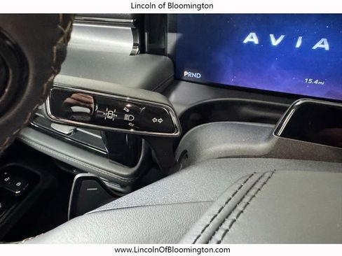 New 2026 Lincoln Aviator AWD image 41