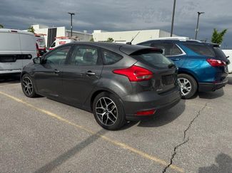 Used 2018 Ford Focus SEL w/ Cold Weather Package FWD video 3