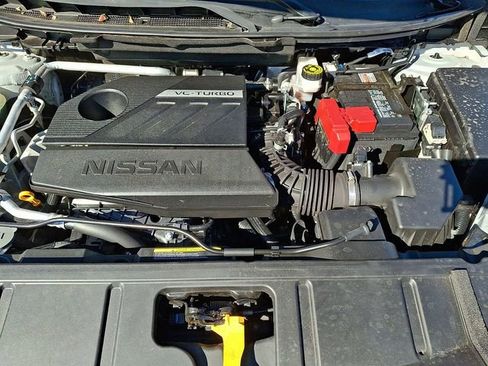 Used 2023 Nissan Rogue SL w/ SL Premium Package image 28