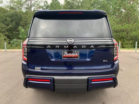 New 2026 Nissan Armada SL w/ Captain's Chari Seat Package image 4