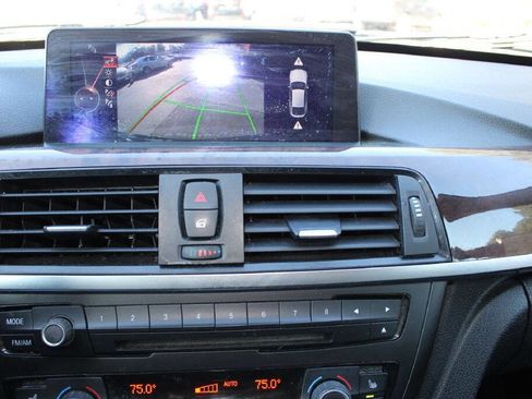 Used 2014 BMW 335i Gran Turismo xDrive image 27