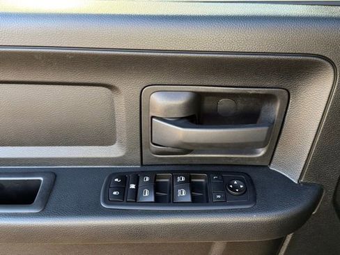 Used 2018 RAM 1500 Express image 15