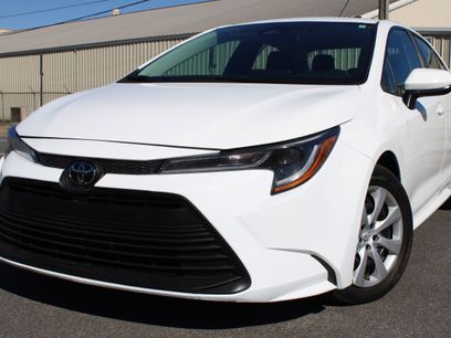 Used 2025 Toyota Corolla LE