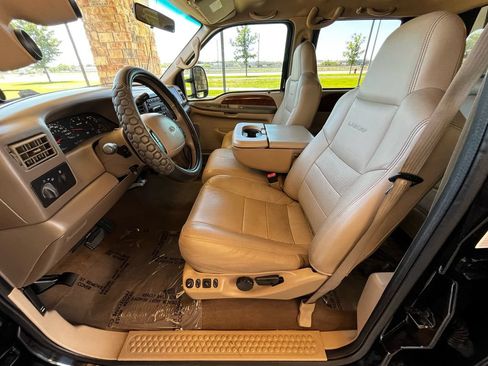 Used 2002 Ford F350 Lariat AWD/4WD image 10