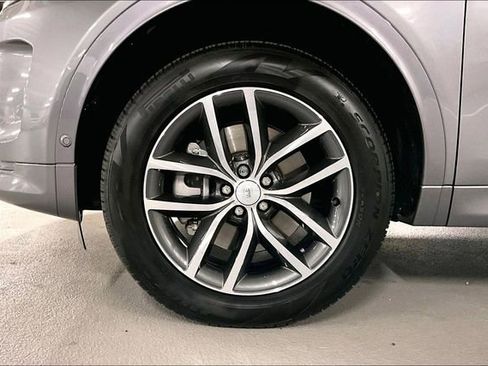 Certified 2025 Land Rover Discovery Sport S image 8