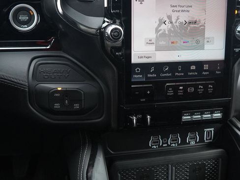 New 2026 RAM 2500 Limited image 43