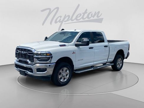 Used 2026 RAM 2500 Big Horn AWD/4WD image 1