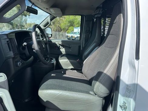 Used 2024 GMC Savana 2500 w/ Driver Convenience Package image 13