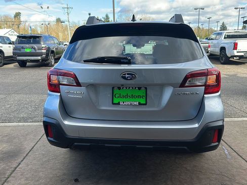 Used 2019 Subaru Outback 2.5i Limited image 16