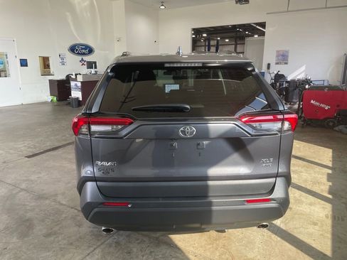 Used 2025 Toyota RAV4 XLE Premium w/ Weather Package AWD/4WD image 7