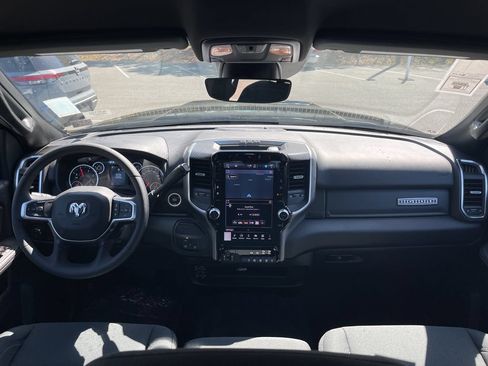 New 2025 RAM 2500 Big Horn AWD/4WD image 6