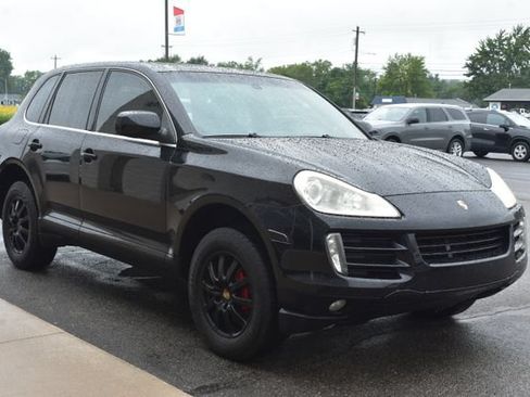 Used 2010 Porsche Cayenne AWD/4WD image 14