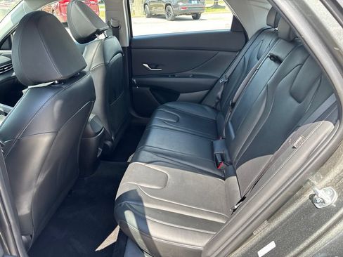 Used 2024 Hyundai Elantra Limited FWD image 44