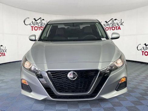 Used 2020 Nissan Altima 2.5 S FWD image 2