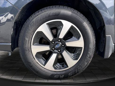 Used 2018 Subaru Forester 2.5i Premium AWD/4WD image 9