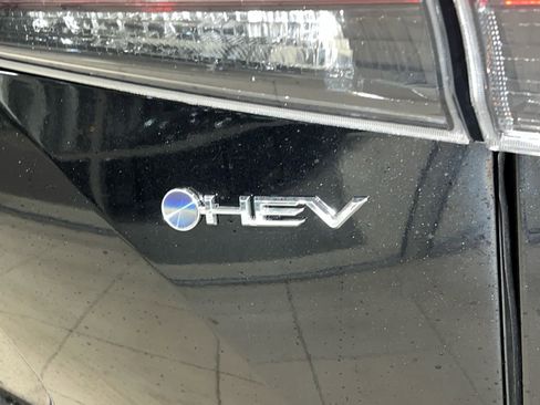 New 2026 Toyota Highlander Platinum image 10