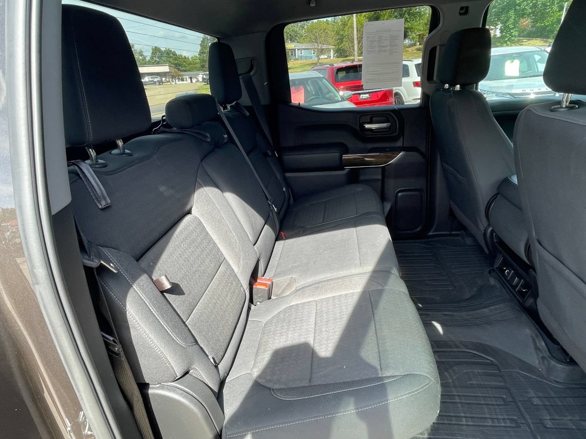 Used 2021 GMC Sierra 1500 Elevation w/ LPO, Elevation Black Package AWD/4WD image 14