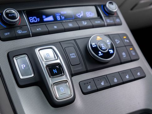 Used 2022 Hyundai Palisade Calligraphy image 29