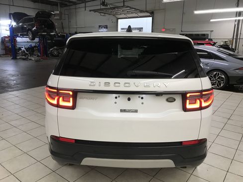 Used 2021 Land Rover Discovery Sport SE AWD/4WD image 5