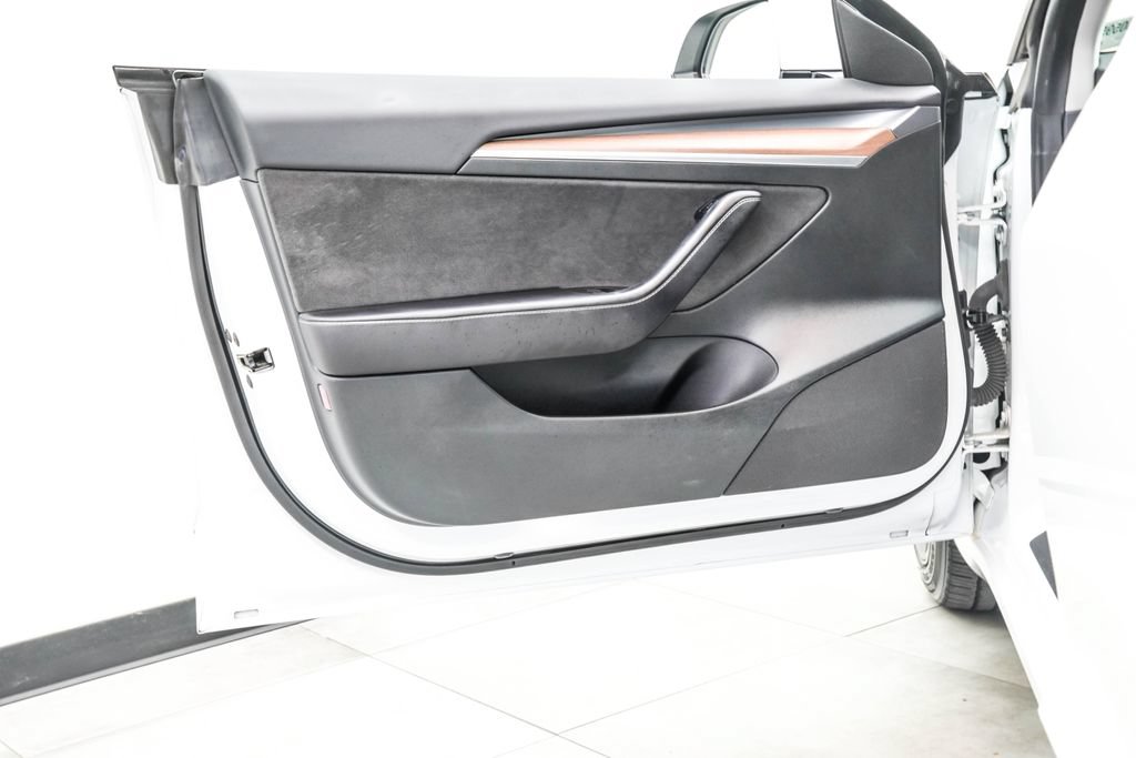 Used 2023 Tesla Model 3 Standard Range RWD image 33