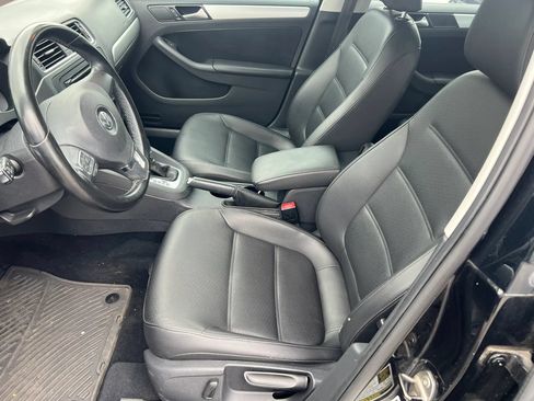 Used 2014 Volkswagen Jetta SE FWD image 9