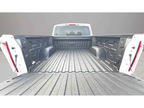 New 2026 Chevrolet Silverado 1500 LT image 30