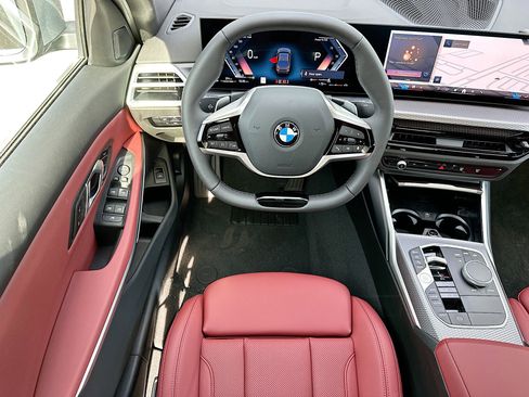 New 2025 BMW 330i Sedan w/ M Sport Package image 19