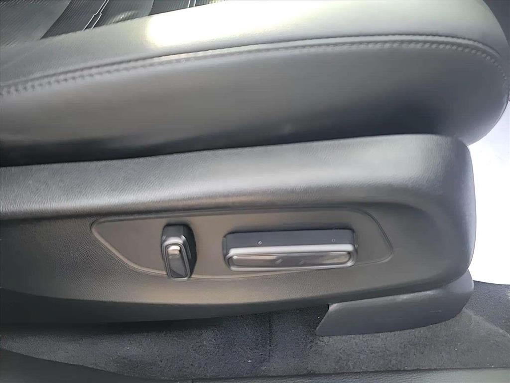 Used 2023 Honda CR-V EX-L image 31