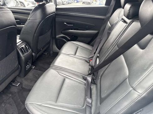 Certified 2022 Hyundai Tucson Limited image 18