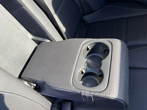 Used 2024 Mercedes-Benz GLE 580 4MATIC image 36