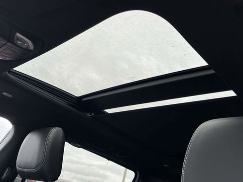 New 2026 Chrysler Pacifica Limited image 11