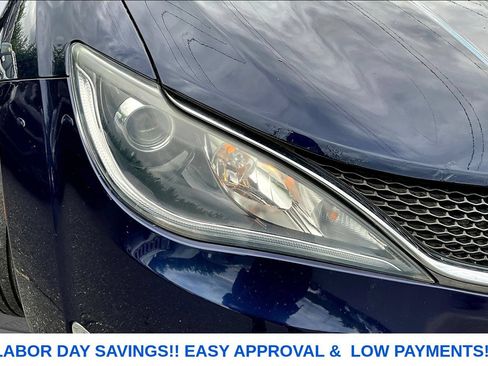 Used 2019 Chrysler Pacifica Touring-L Plus FWD image 30