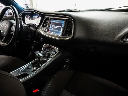 Used 2021 Dodge Challenger R/T Scat Pack RWD image 9