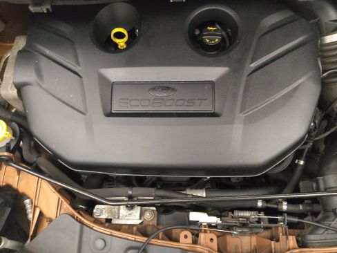 Used 2017 Ford Escape SE FWD image 30