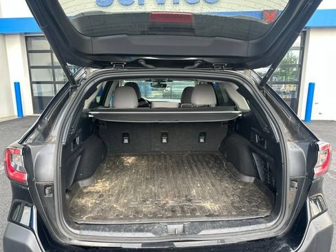 Used 2024 Subaru Outback Premium AWD/4WD image 7