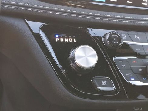 New 2026 Chrysler Pacifica Select image 20