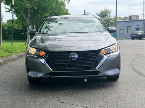 Used 2025 Nissan Sentra SV w/ Trunk Package FWD image 9