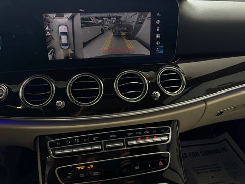 Used 2021 Mercedes-Benz E 350 4MATIC Sedan w/ Premium Package image 18