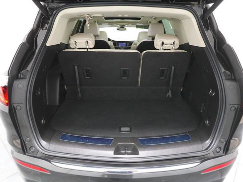 Used 2022 Buick Enclave Essence w/ Experience Buick Package image 28