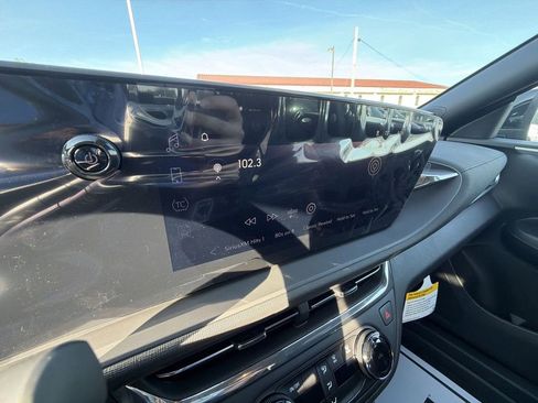 New 2026 Buick Envista Preferred FWD image 22