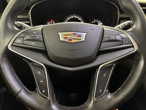 Used 2019 Cadillac XT5 Luxury AWD/4WD image 8