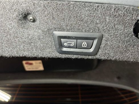 Used 2011 BMW 535i 535i image 16