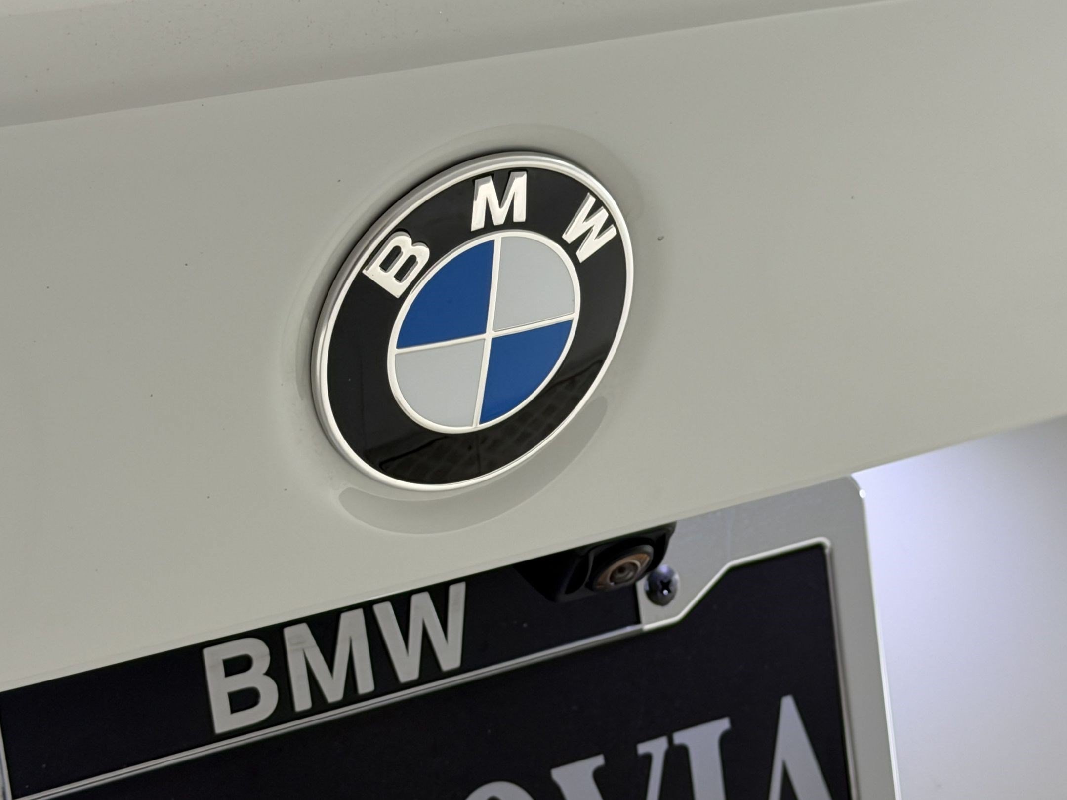 Used 2026 BMW 330i Sedan w/ M Sport Package RWD image 32
