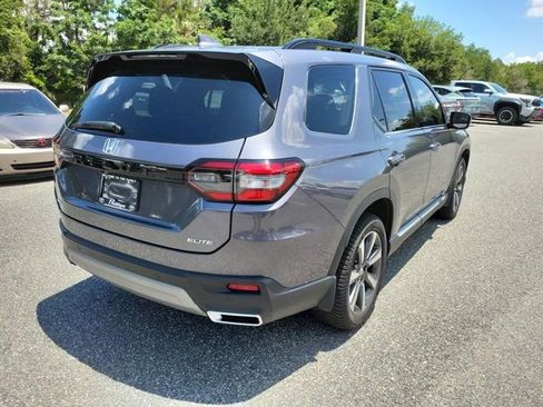 Used 2025 Honda Pilot Elite image 10